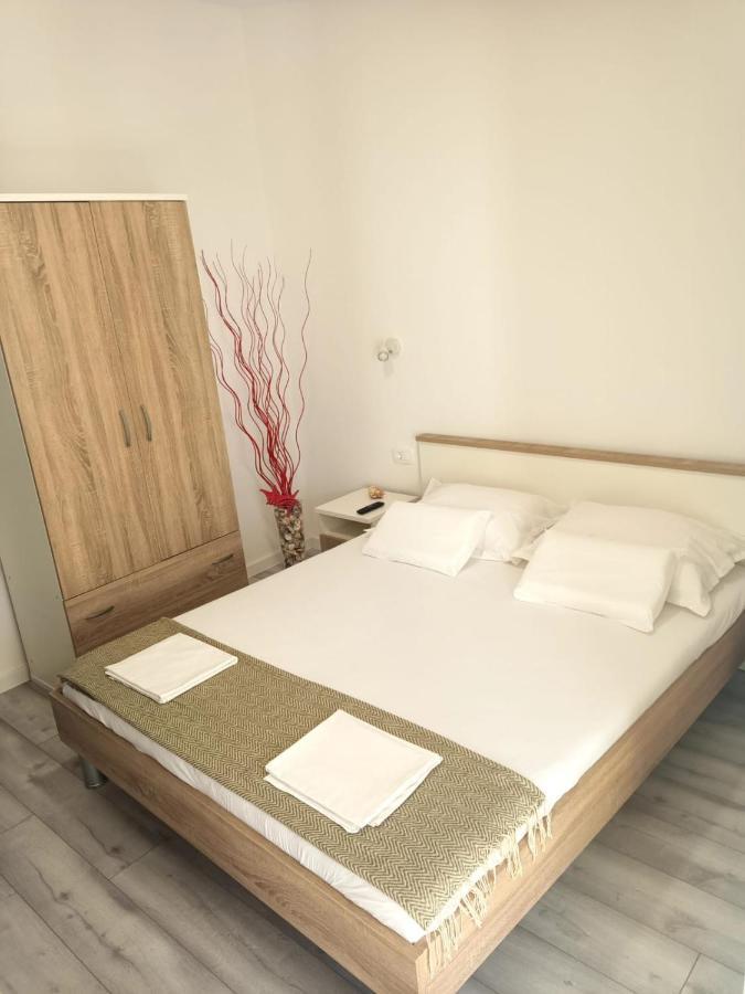 Apartman Lux Makarska Exteriör bild
