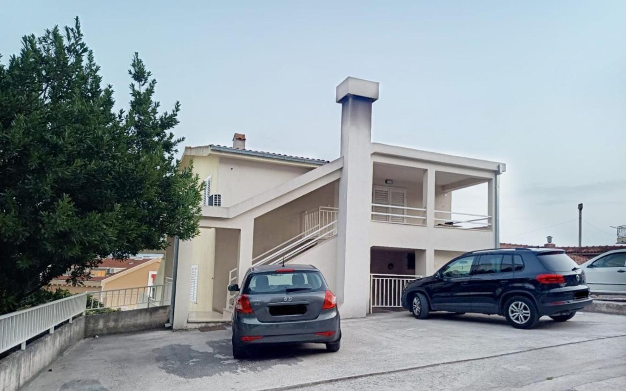 Apartman Lux Makarska Exteriör bild